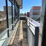 Lovely 2-Bed Apartment In Manchester