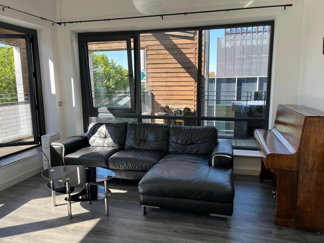 Lovely 2-bed In Apartamento Manchester