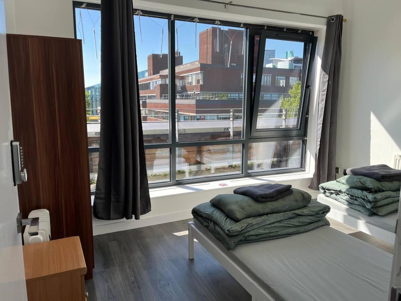 Apartamento Lovely 2-bed In Manchester